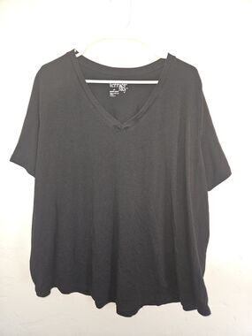 Terra & Sky Women's Black Short Sleeve Tshirt, V-neck, 2XL